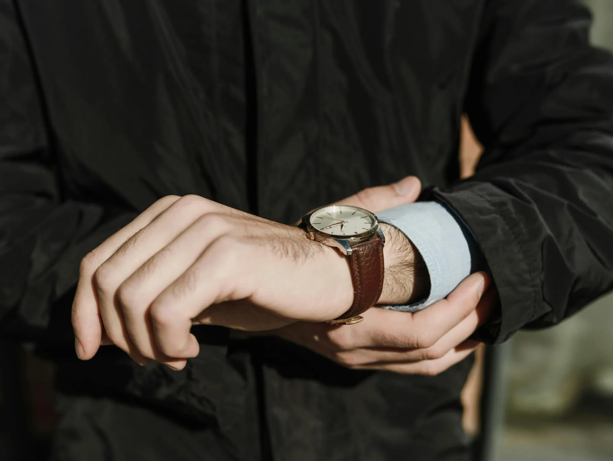 Charity auction posting schedule for nonprofits